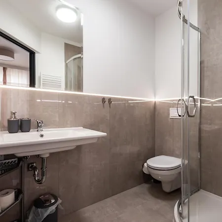 Ludzi Morza 24 ゲストハウス