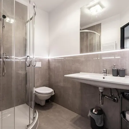 Ludzi Morza 24 ゲストハウス 3*